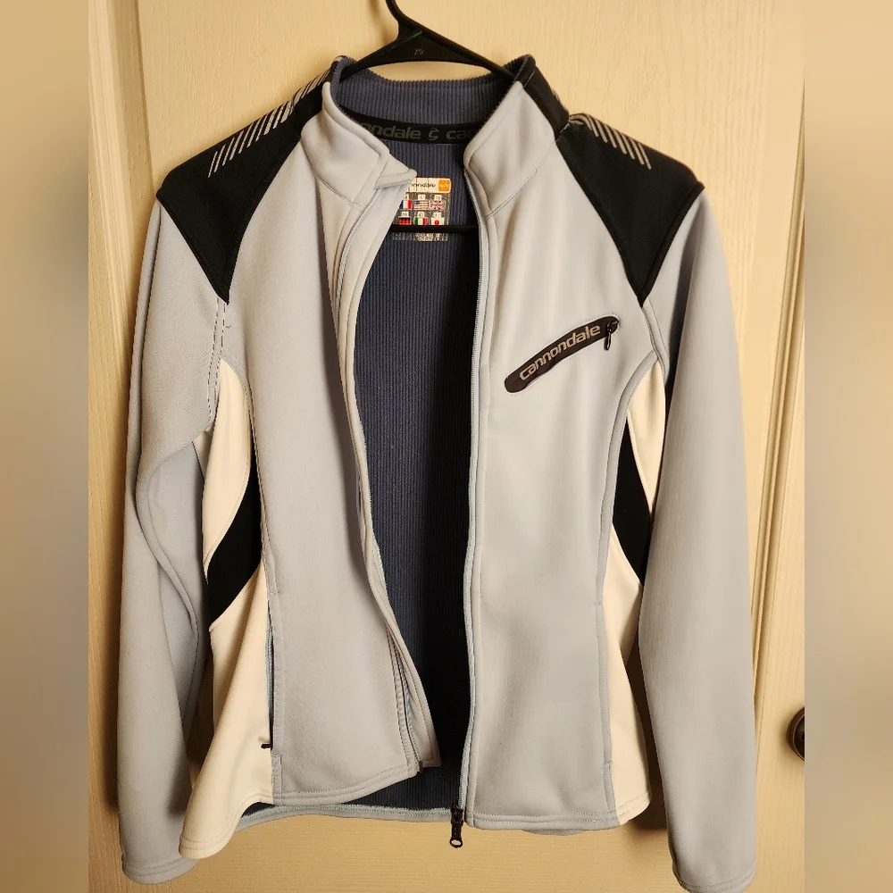 Cannondale Women's Cycling Jacket Full Zip Performance Fabric Light Blue Size S - Picture 3 of 15